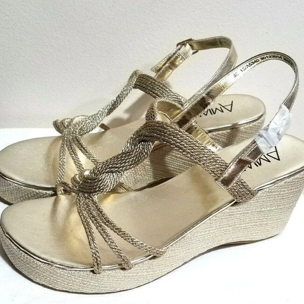 NEW sz 40/9US Amiana SPARKLY Gold Braided Womens/Girls Wedge Sandals‎ Dressy